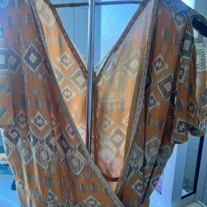 Geometric Patterned V-Neck Top